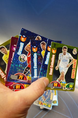 Más de 200 cromos Adrenalyn XL 2017-2018