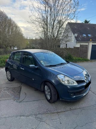 Renault Clio 115 000 km - Primera mano ! AC
