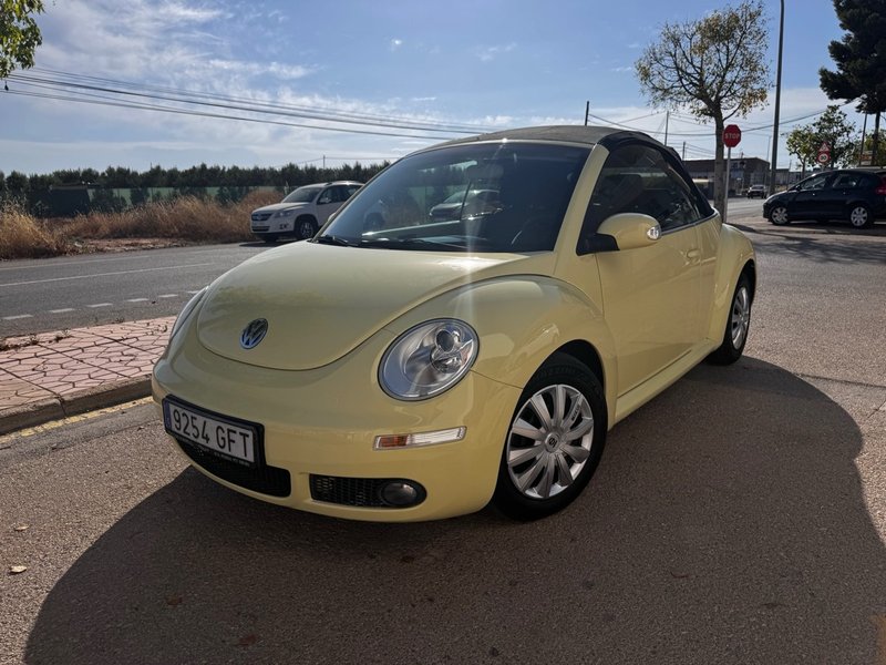 Volkswagen New Beetle Cabriolet 2006 - foto 1