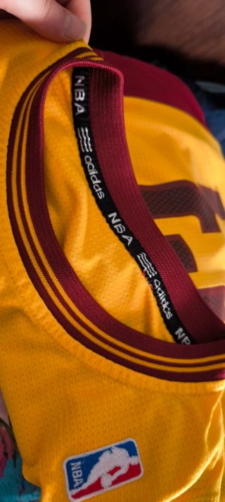 Camiseta Baloncesto Adidas Cleveland 23