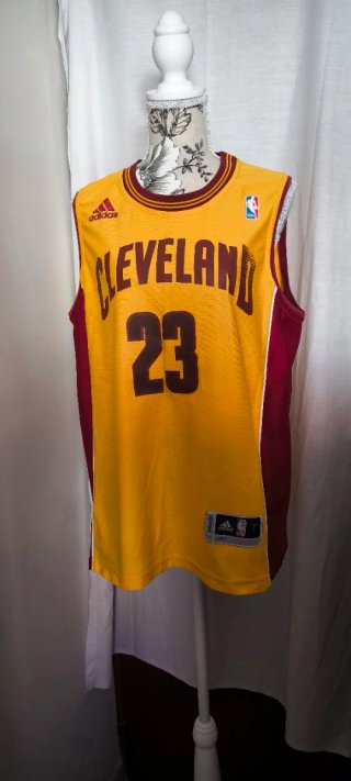 Camiseta Baloncesto Adidas Cleveland 23