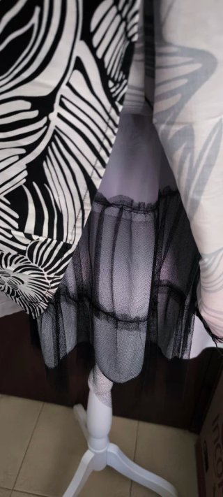 Vestido Juan Marcos floral sin tirantes