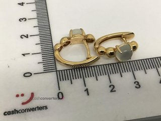 pendientes oro 18k con piedra