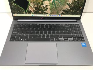 pc portatil samsung np750xgk / i7 150u / 16gb ram / 512gb ssd