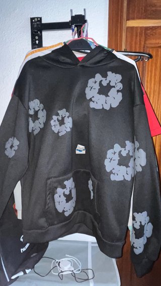 Sudadera Denim Tears Negra con Estampado Floral