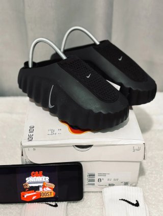 Nike Mind 001