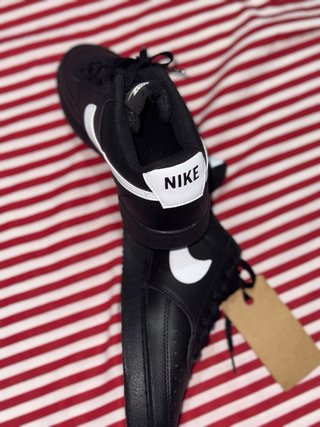 Nike Court Vision Negras/Blancas Talla  43 Nuevas