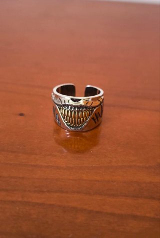Anillo Joker Sonrisa Dorada y Plateada