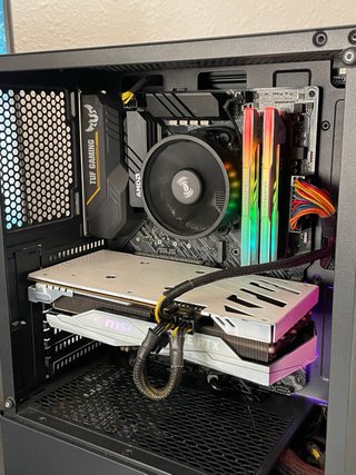 PC Gaming Ryzen 5 / 16GB RAM / RTX 3060 Ti