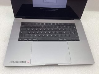 portatil apple apple macbook pro m2 pro 12-core 3.4 16 (19gpu)(2023)(a2780)