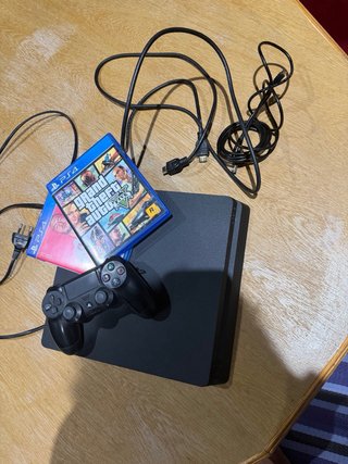 Consola PS4 + Mando + GTA V