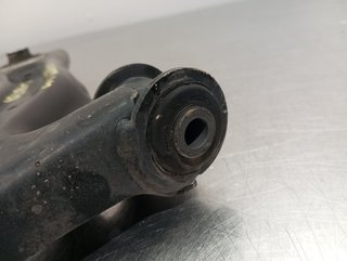BRAZO SUSPENSION INFERIOR DELANTERO DERECHO SEAT