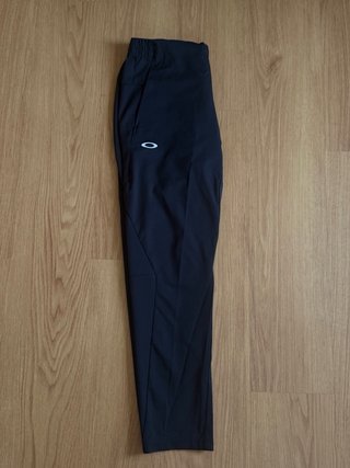 Pantalón de senderismo Oakley, Talla M.