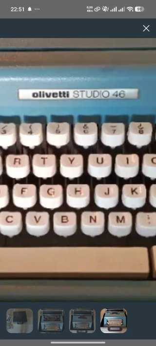 Máquina de escribir antigua