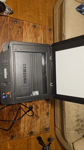 Impresora Samsung CLX-3305