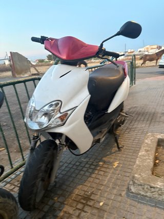 Yamaha Jog rr
