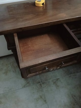 Mesa auxiliar recibidor madera antigua