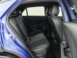 VOLKSWAGEN T-ROC 1.5 ETSI MHEV DSG R-LINE 1ST EDITION 150 5P