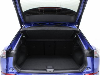 VOLKSWAGEN T-ROC 1.5 ETSI MHEV DSG R-LINE 1ST EDITION 150 5P