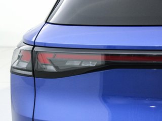 VOLKSWAGEN T-ROC 1.5 ETSI MHEV DSG R-LINE 1ST EDITION 150 5P