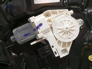 ELEVALUNAS DELANTERO IZQUIERDO FIAT FREEMONT (345
