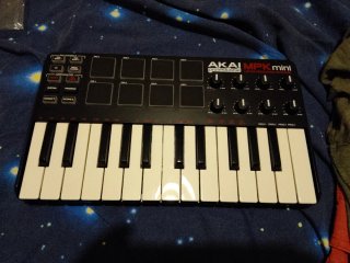 Akai MPK Mini mk1 Controller MIDI USB