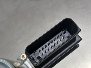 MOTOR ELEVALUNAS TRASERO DERECHO VOLKSWAGEN TOURA