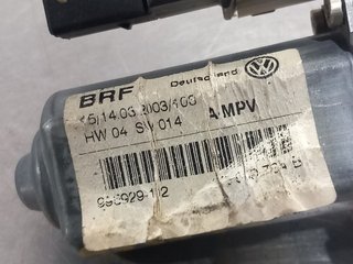 MOTOR ELEVALUNAS TRASERO DERECHO VOLKSWAGEN TOURA