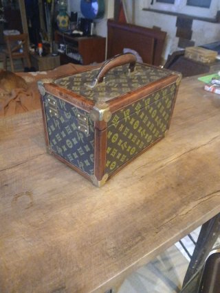 Maletín Louis Vuitton Monogram