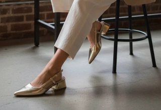 Zapatos dorados tacón bajo sin usar T37