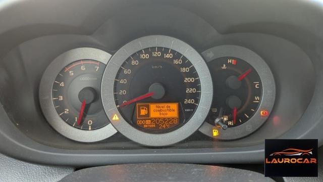 TOYOTA RAV4 2.2 D-4D Active 4x4
