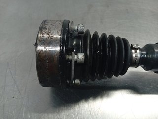TRANSMISION DELANTERA DERECHA VOLKSWAGEN JETTA V