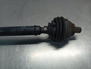 TRANSMISION DELANTERA DERECHA VOLKSWAGEN JETTA V