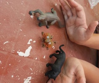 Lote de 28 animales varios tamaños