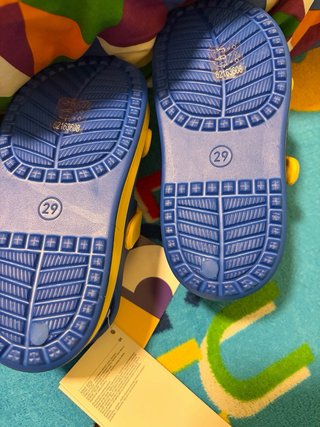 Sandalias niño Minions Talla 29
