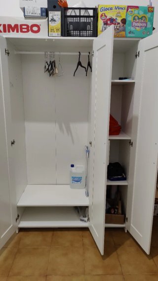 Armadio Ikea Brimnes 3 ante con specchio