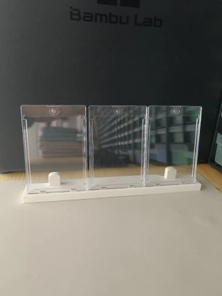 Soportes de pared para cartas Pokémon