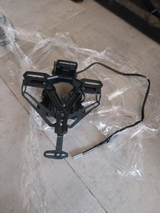 Portamatriculas corto sport Yamaha Tracer 09