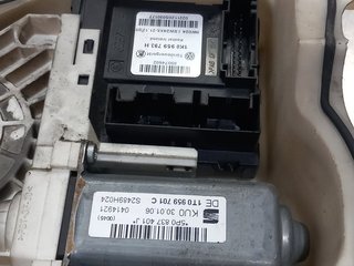 ELEVALUNAS DELANTERO IZQUIERDO BKD