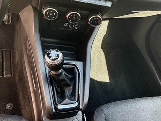 RENAULT Clio Gasolina/Gas Clio TCe GLP Equilibre 74kW