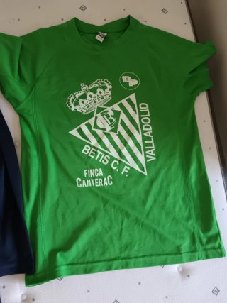 Lote Ropa Deportiva Betis C.F. y Valladolid