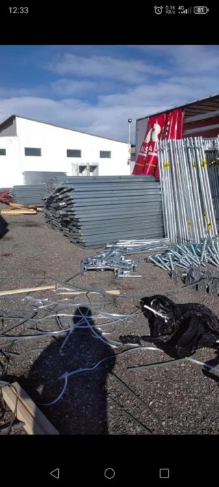 Andamios nuevos 1000m2 homologados a 60m altura