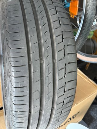 Neumático Continental 225/50 R17 94 V
