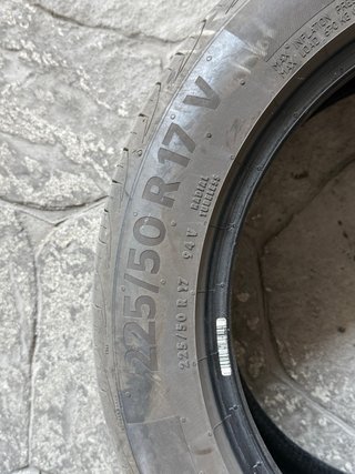 Neumático Continental 225/50 R17 94 V