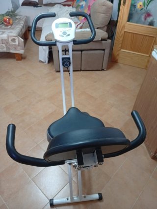 Elíptica y Bicicleta Estática Plegable