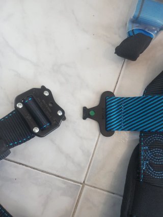 2 Arnés de seguridad azul de