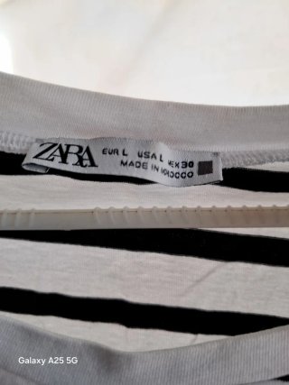 Camiseta Zara Rayas Blancas y Negras