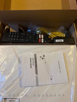 Router ZTE ZXHN F6640 GPON ONT Wi-Fi 6 ordenador