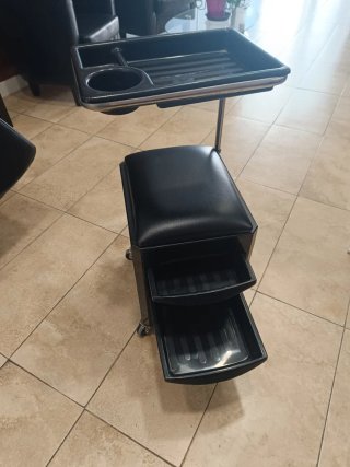 Carrito de manicura con bandeja, cajones y ruedas