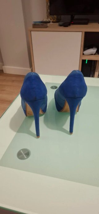 Zapatos de tacón alto azul